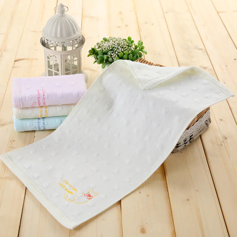 Towel with Tri-Color Cat Design