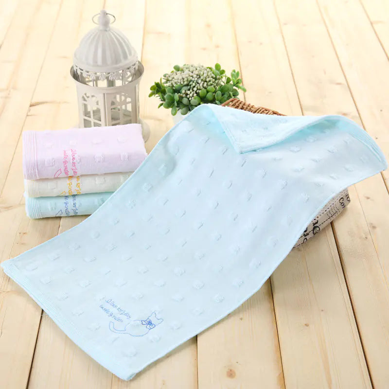 Towel with Tri-Color Cat Design